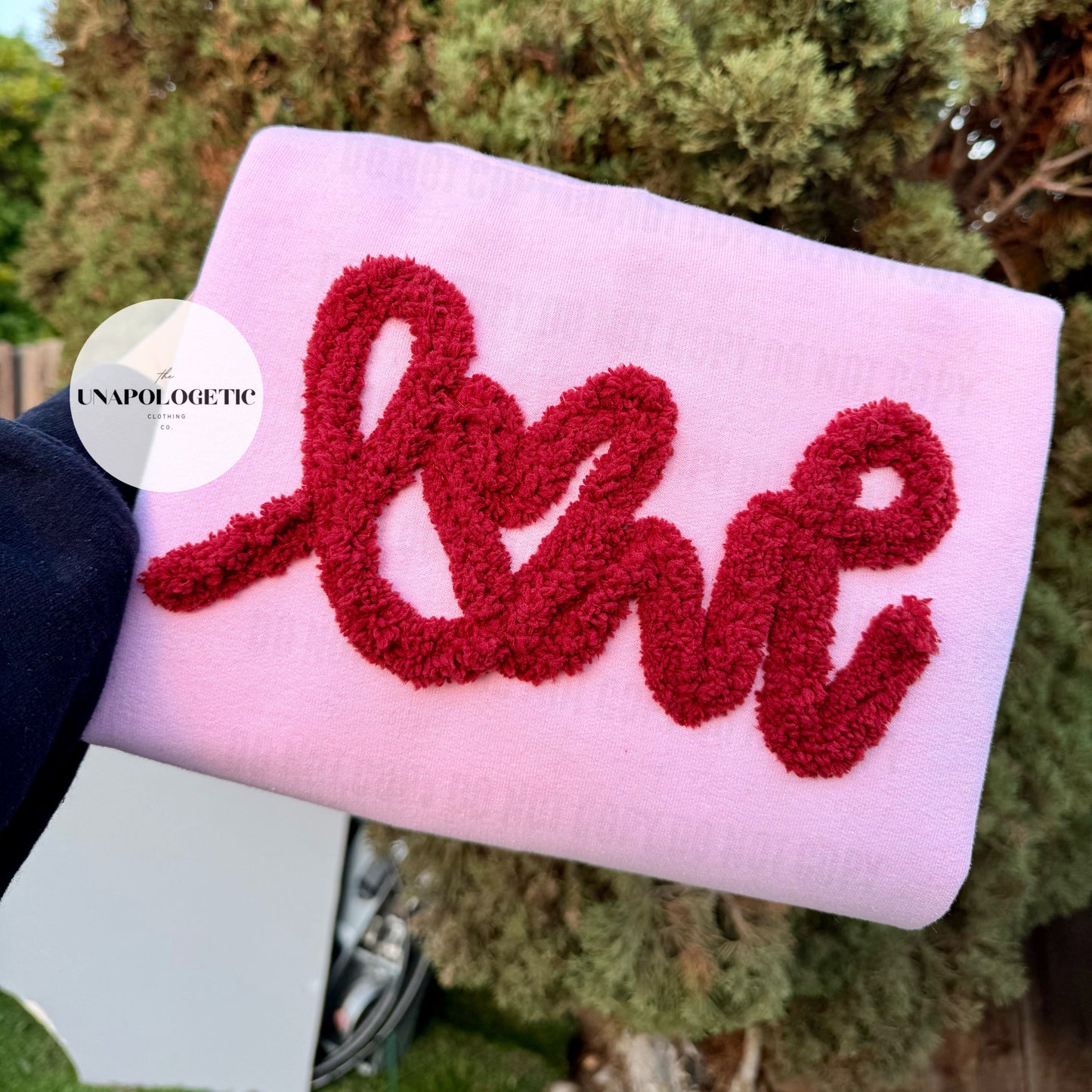 Love Yarn (Embroidered) -WS