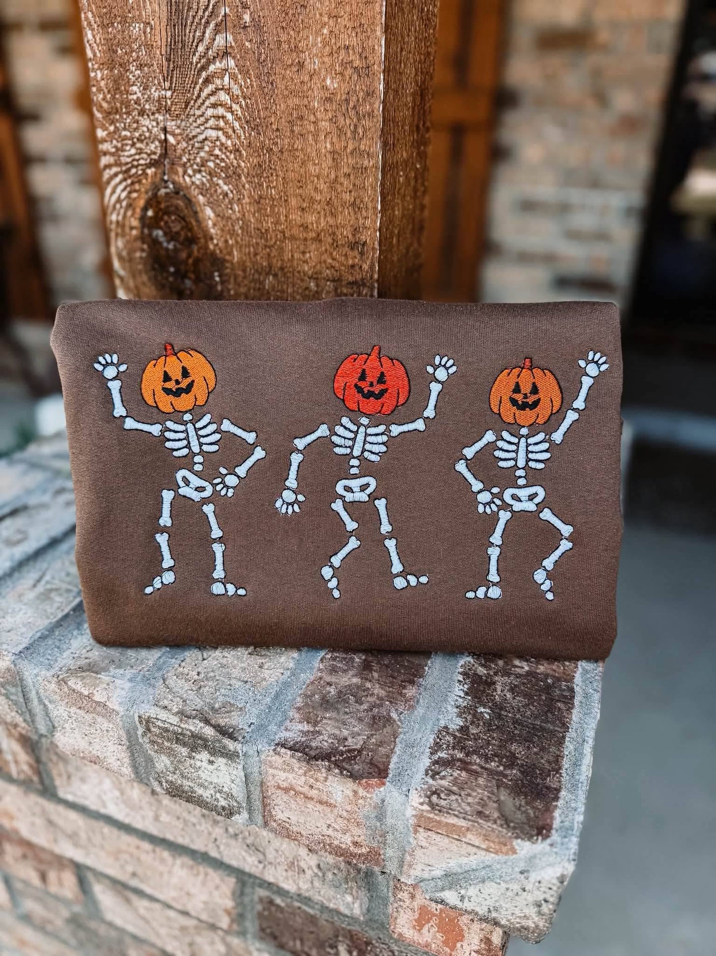 Dancing Skelton