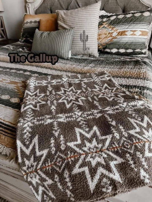 Dream Me Western Plush Blanket