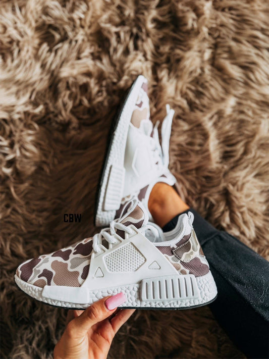 Punchy Way Sneaker - Women’s