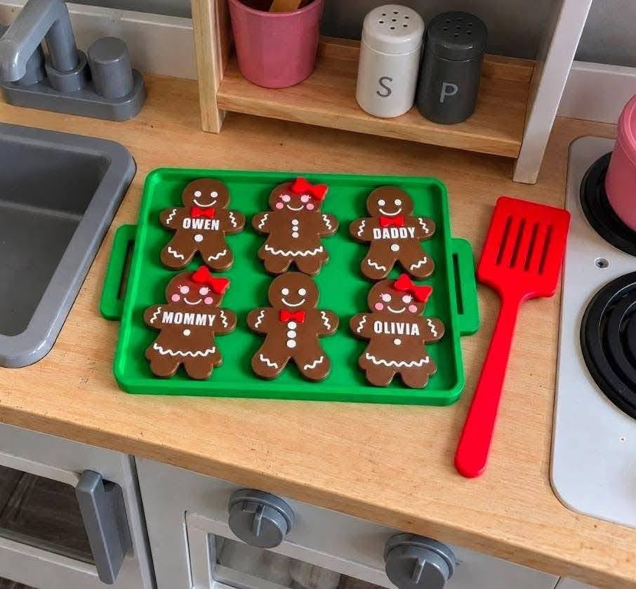 Gingerbread Family Play Set